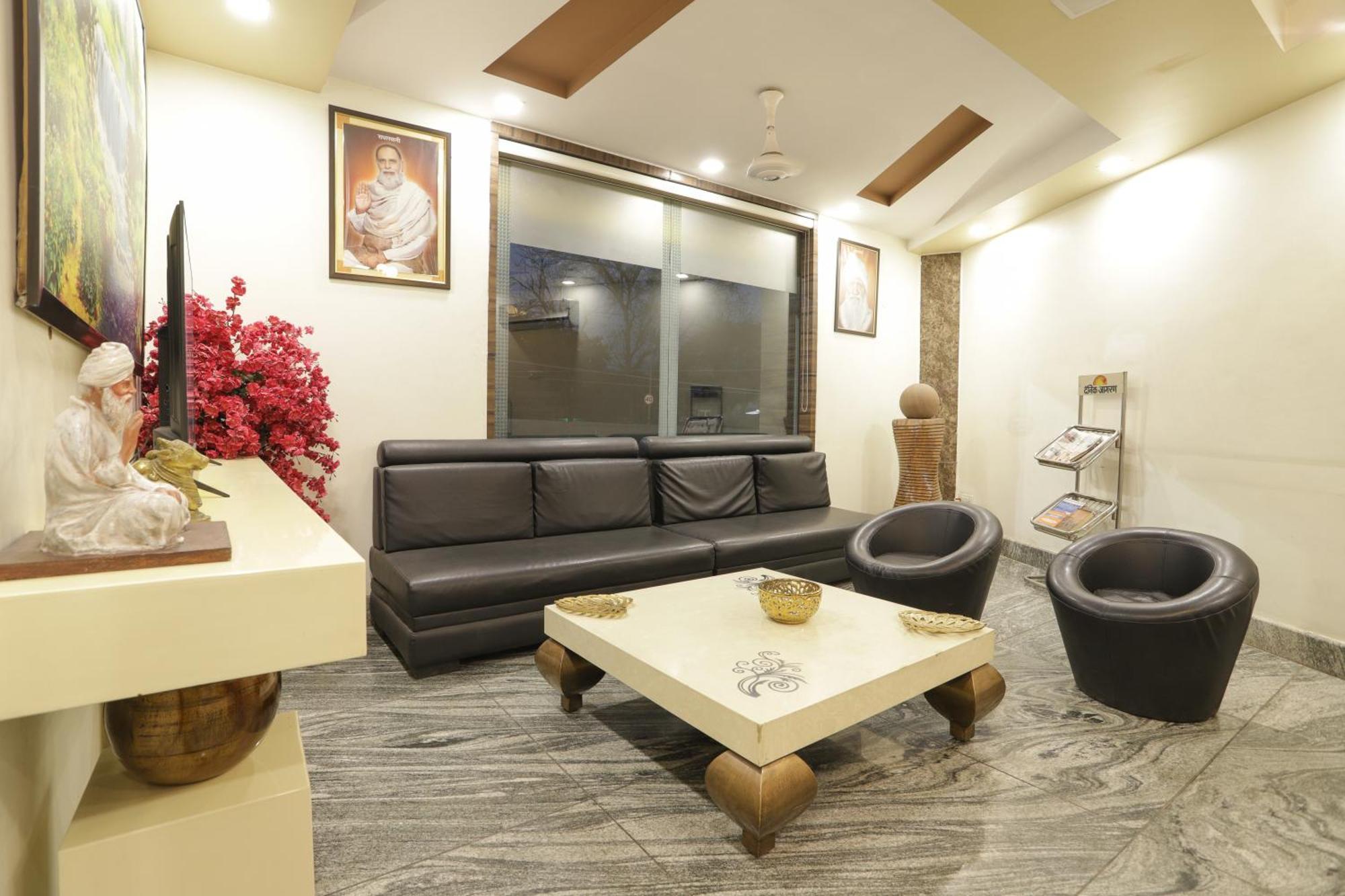 Hotel Razia Inn Hisār Екстериор снимка