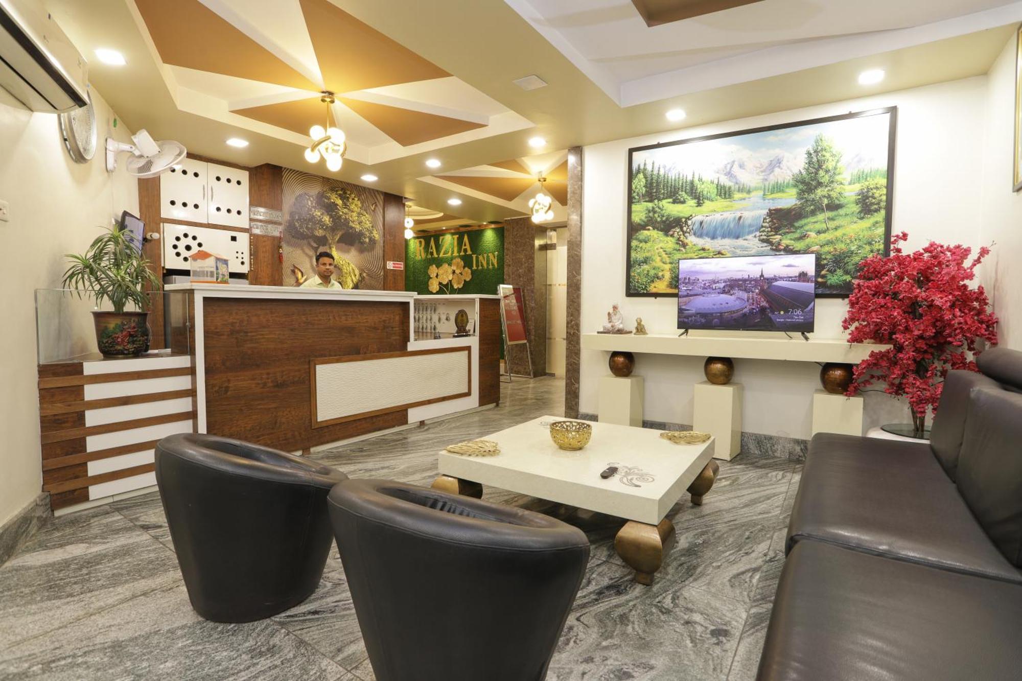 Hotel Razia Inn Hisār Екстериор снимка