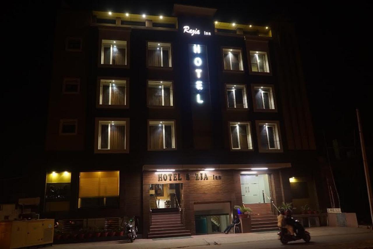 Hotel Razia Inn Hisār Екстериор снимка